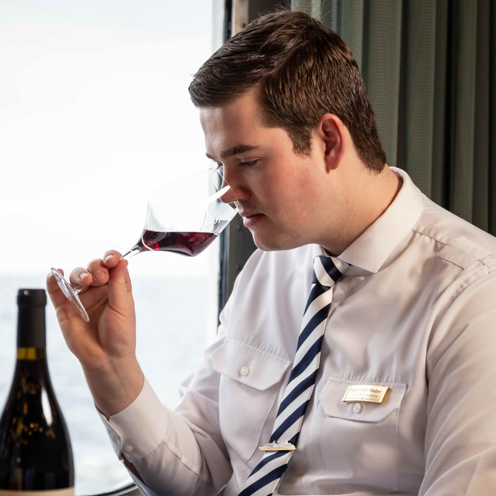 Max Weber / foto 's Christian Rothe, Hapag-Lloyd Cruises