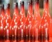 Franse wijnboeren slaan in paniek na sluiting Oekraïense glasfabrieken